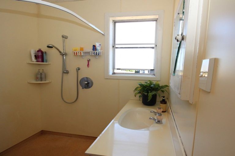 Photo of property in 1 Koromiko Street, Inglewood, 4330