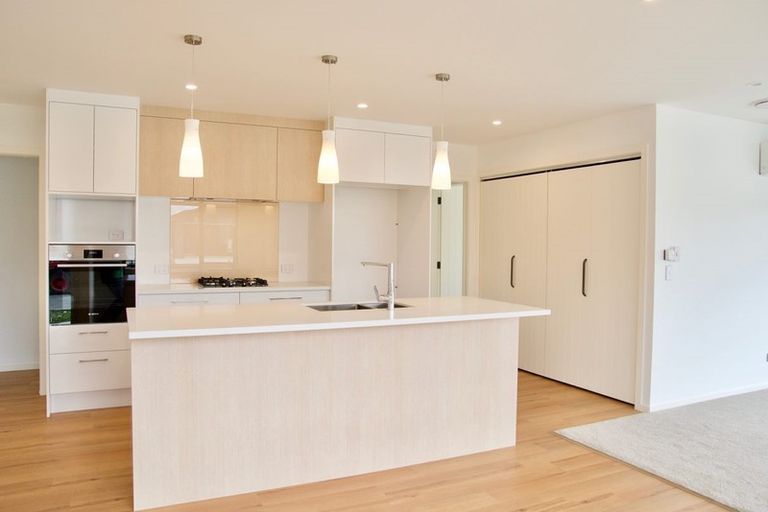 Photo of property in 5 Filmer Crescent, Wallaceville, Upper Hutt, 5018