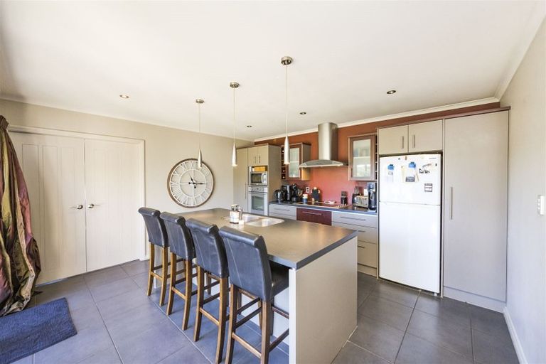 Photo of property in 711 Makerua Road, Tokomaru, Palmerston North, 4474