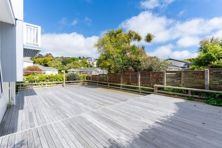 Photo of property in 63 Bassett Road, Johnsonville, Wellington, 6037