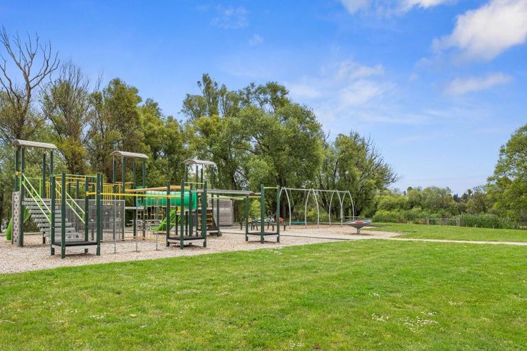 Photo of property in 69 Beachvale Drive, Kaiapoi, 7630