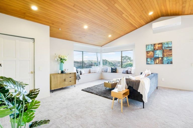 Photo of property in 19 Tiri Road, Manly, Whangaparaoa, 0930