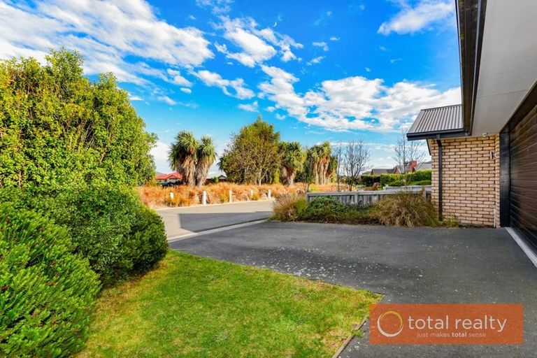 Photo of property in 4 Annies Lane, Aidanfield, Christchurch, 8025