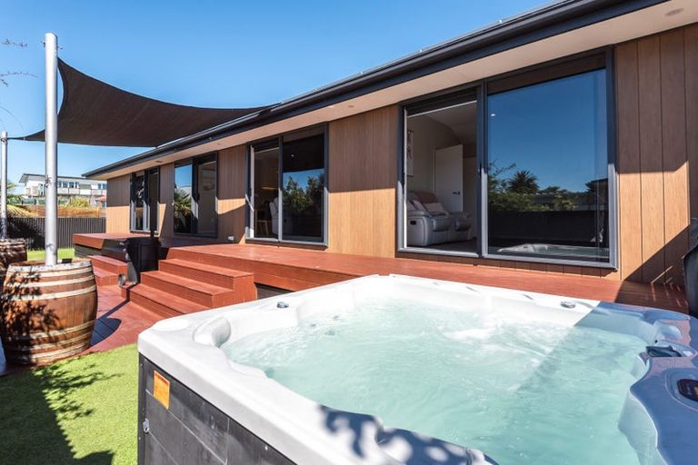 Photo of property in 287a Pine Avenue, South New Brighton, Christchurch, 8062