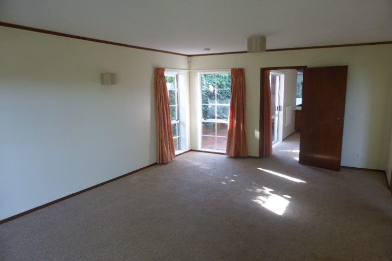 Photo of property in 47a Hillcrest Avenue, Hillcrest, Auckland, 0627