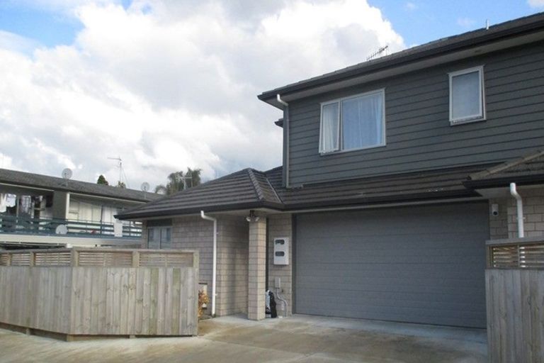 Photo of property in 10/19 Abbotsford Street, Whitiora, Hamilton, 3200