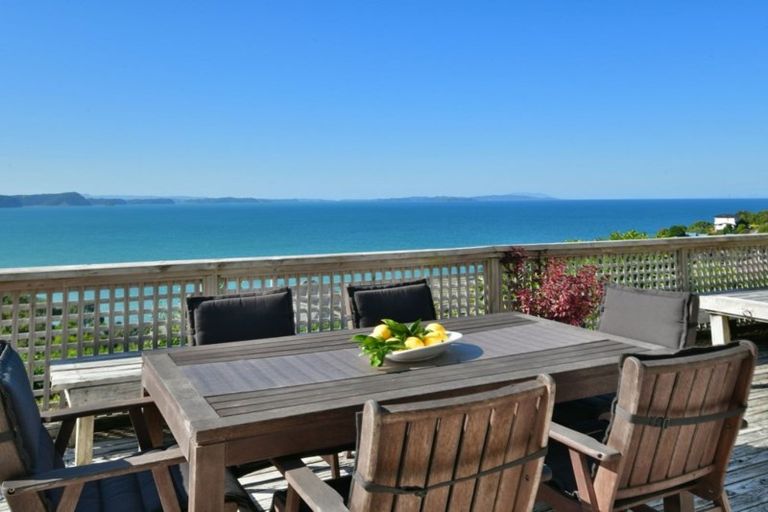 Photo of property in 30 Vipond Road, Stanmore Bay, Whangaparaoa, 0932