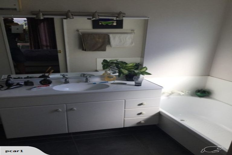 Photo of property in 19 Kensington Drive, Taradale, Napier, 4112