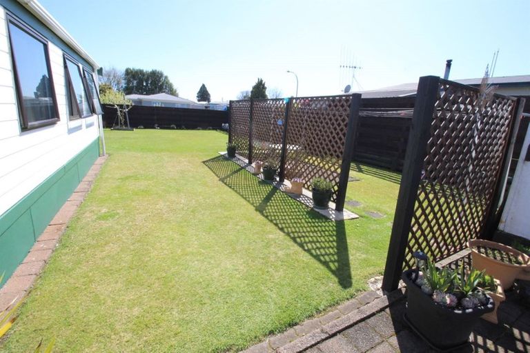 Photo of property in 28 Waitangi Place, Tokoroa, 3420