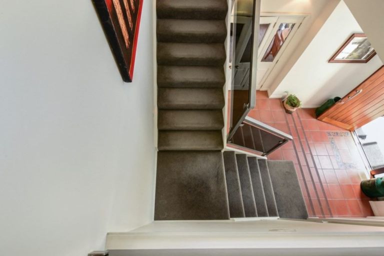 Photo of property in 10a Oceanbeach Road, Mount Maunganui, 3116