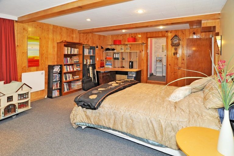 Photo of property in 31 Derwent Street, Helensburgh, Dunedin, 9010