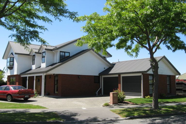 Photo of property in 12 Kedleston Drive, Avonhead, Christchurch, 8042
