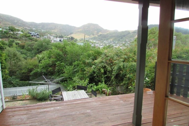 Photo of property in 24 Ticehurst Road, Lyttelton, 8082