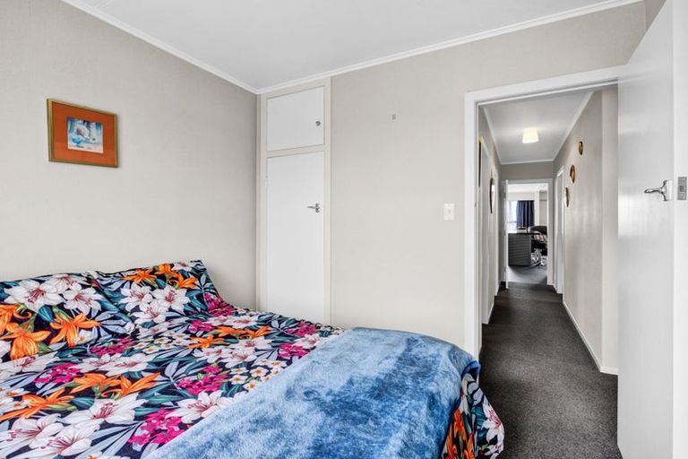 Photo of property in 193 Tasman Street, Opunake, 4616