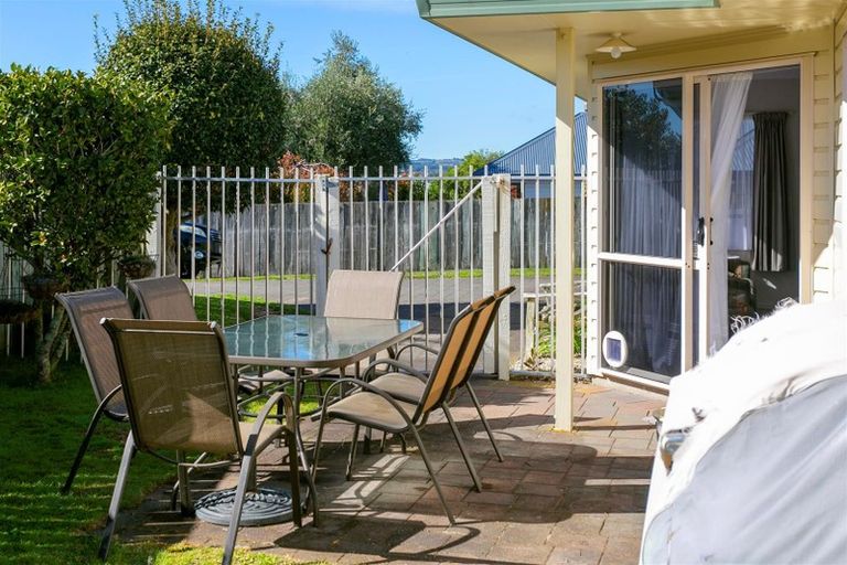 Photo of property in 15 The Grove, Nukuhau, Taupo, 3330