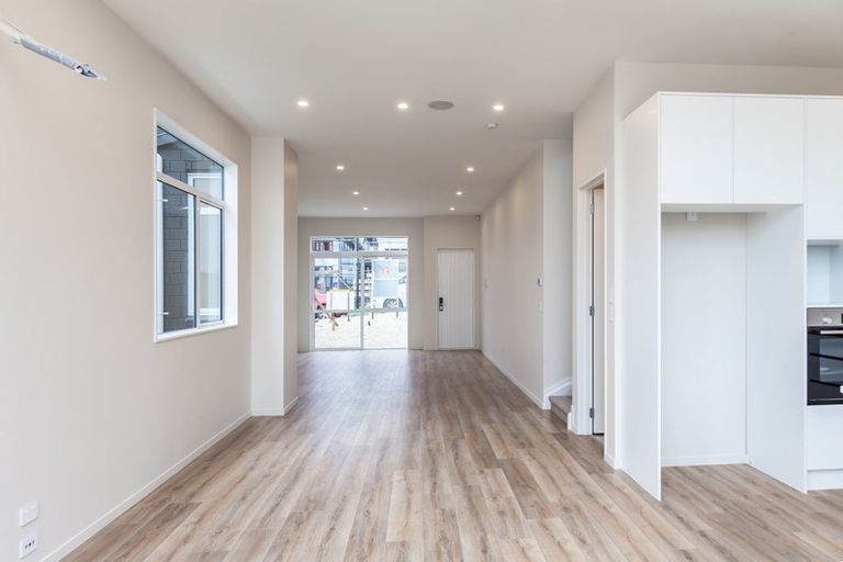 Photo of property in 40 Kea Road, Silverdale, 0932