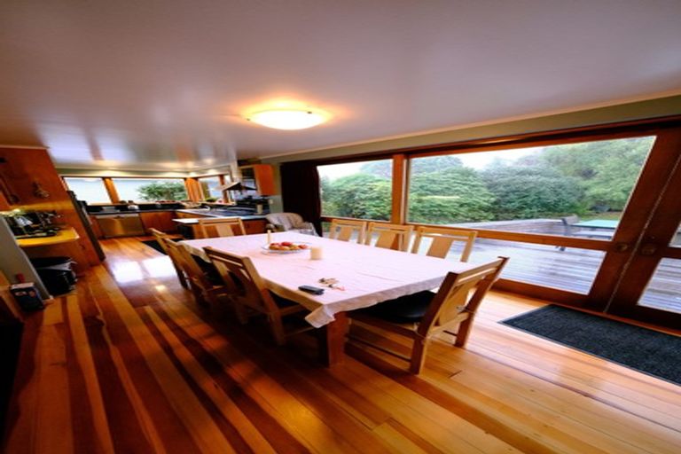 Photo of property in 139 Hine Road, Wainuiomata, Lower Hutt, 5014