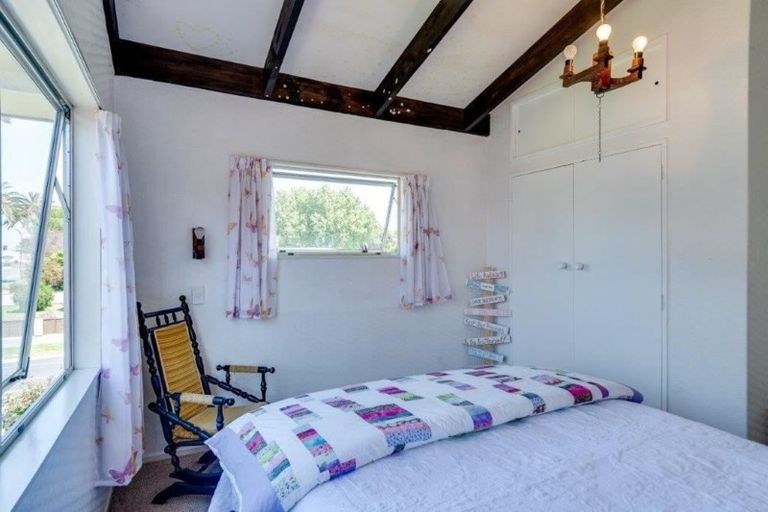 Photo of property in 195 Kennedy Road, Marewa, Napier, 4110