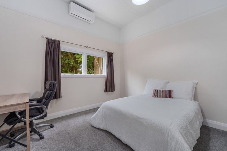 Photo of property in 435 College Street, Hokowhitu, Palmerston North, 4410
