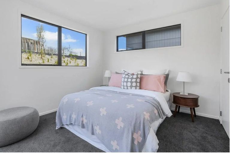 Photo of property in 19 Pukanui Avenue, Totara Park, Auckland, 2019