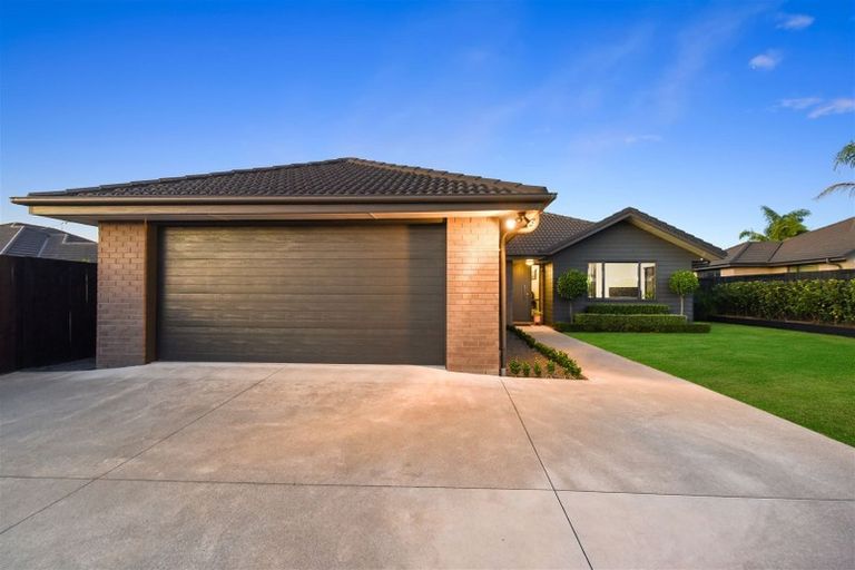 Photo of property in 11 Foxbury Court, Rototuna North, Hamilton, 3210