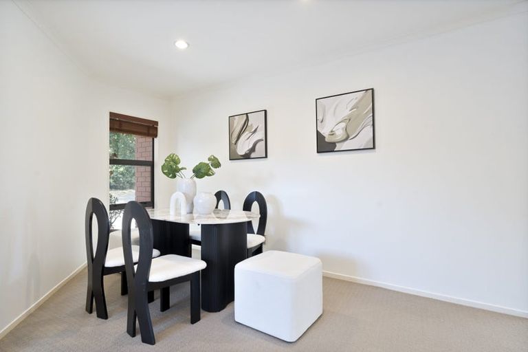 Photo of property in 77g Sturges Road, Henderson, Auckland, 0612