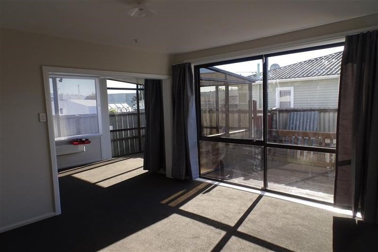 Photo of property in 12 Tanner Street, Woolston, Christchurch, 8023
