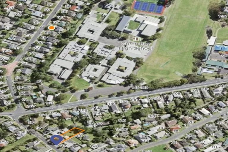 Photo of property in 51 Castleford Street, Green Bay, Auckland, 0604