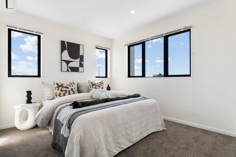Photo of property in 3 Rakau Road, Hobsonville, Auckland, 0618