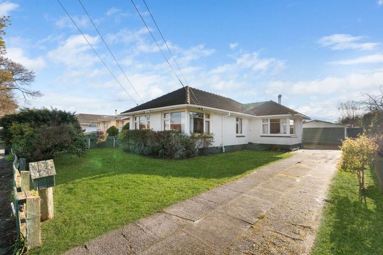 Photo of property in 10 Carters Road, Aranui, Christchurch, 8061