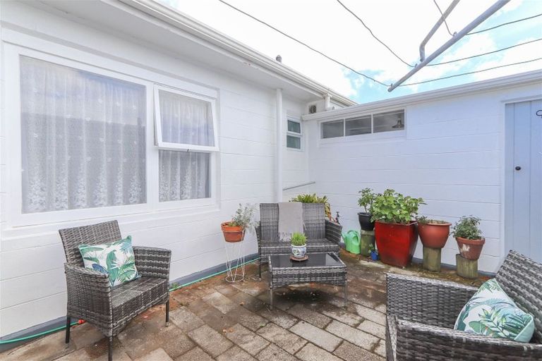 Photo of property in 33c Maire Street, Inglewood, 4330