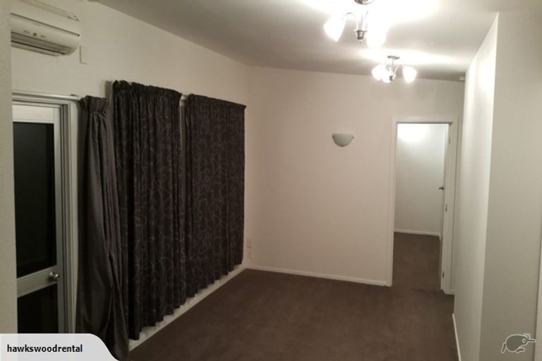 Photo of property in 103 Rattray Street, Riccarton, Christchurch, 8041