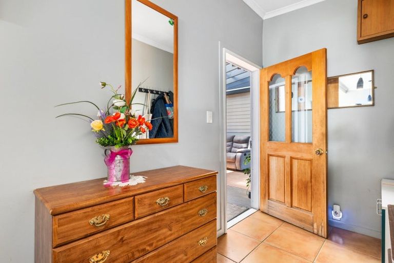 Photo of property in 24 Beach Road, Waikawa, Picton, 7220