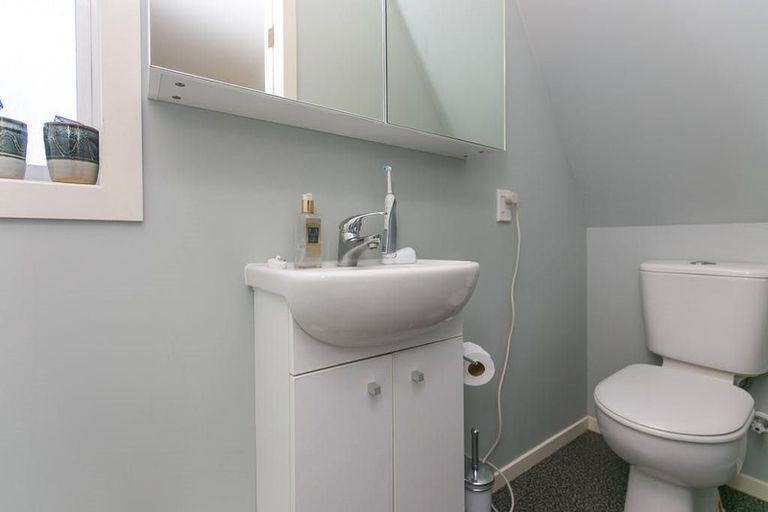 Photo of property in 55c Bolton Street, Kelburn, Wellington, 6012