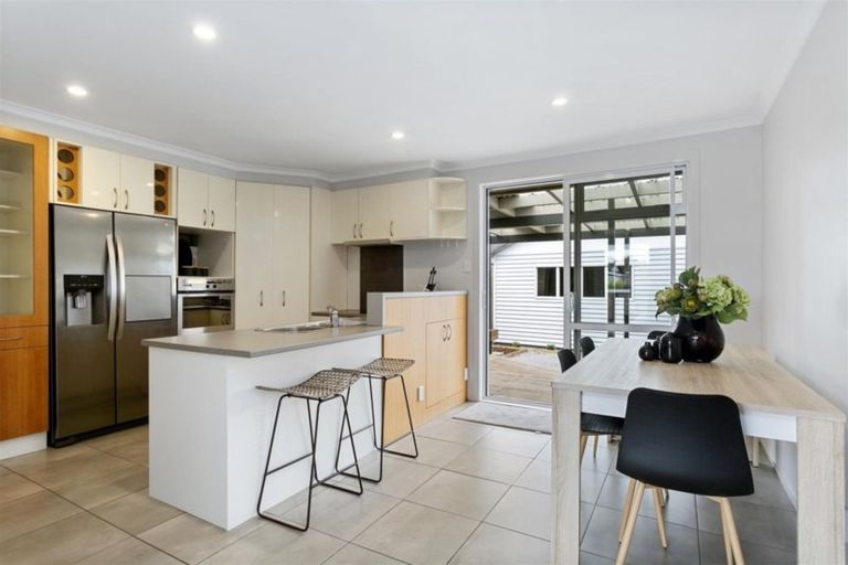 Photo of property in 93 Taharepa Road, Hilltop, Taupo, 3330