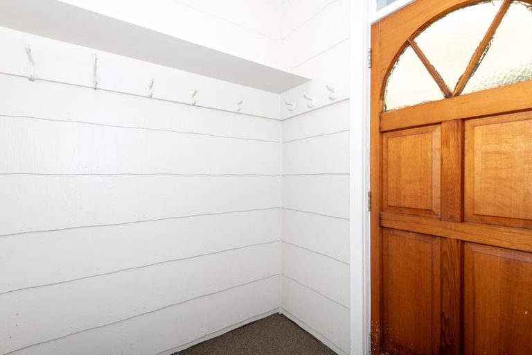 Photo of property in 313 Oxford Terrace, Avalon, Lower Hutt, 5011