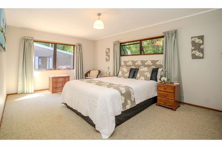 Photo of property in 6 Waipapa Landing Place, Kerikeri, 0230