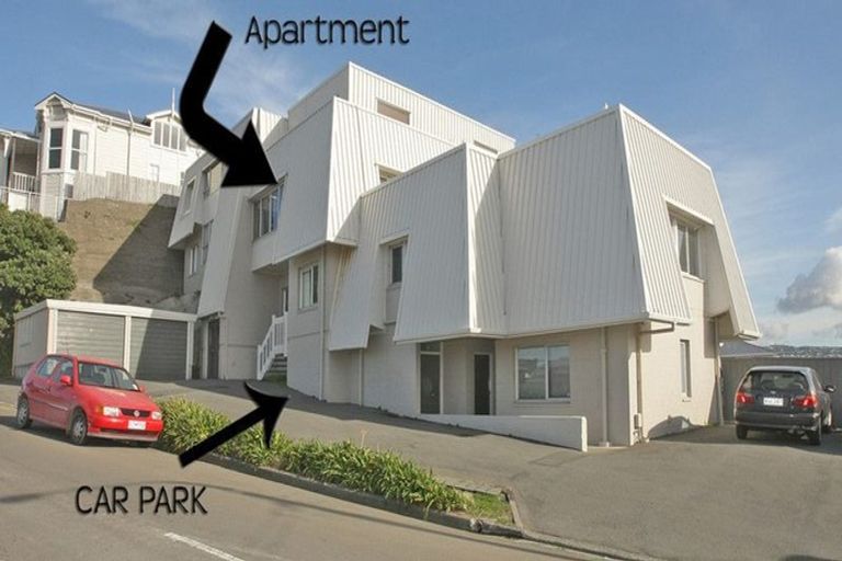 Photo of property in 4/2 Grafton Road, Roseneath, Wellington, 6011