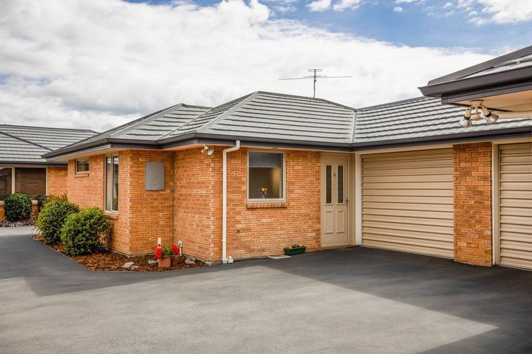 Photo of property in 3/165 Highsted Road, Casebrook, Christchurch, 8051