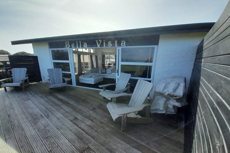 Photo of property in 10 Halse Place, Opunake, 4616