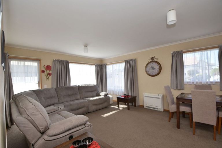 Photo of property in 2h Macmaster Street, Richmond, Invercargill, 9810