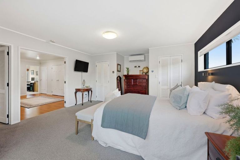 Photo of property in 188 Prince Regent Drive, Farm Cove, Auckland, 2012