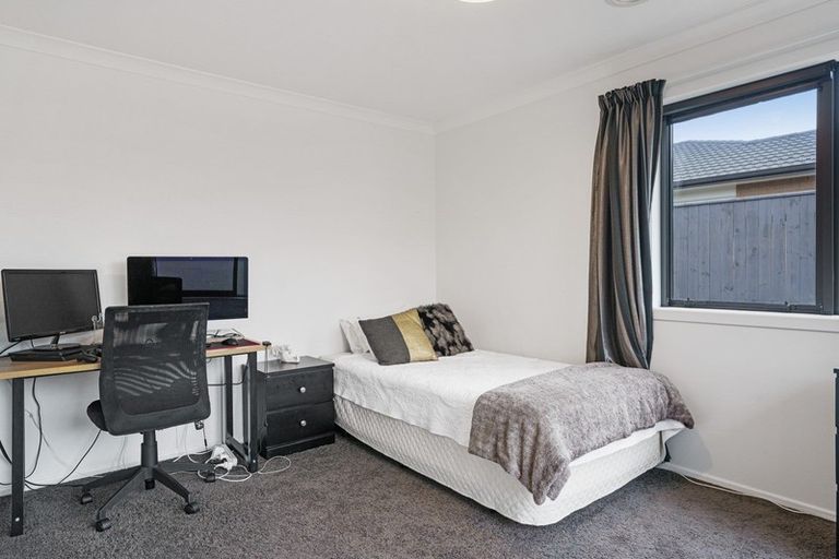 Photo of property in 97 The Drive, Paraparaumu Beach, Paraparaumu, 5032