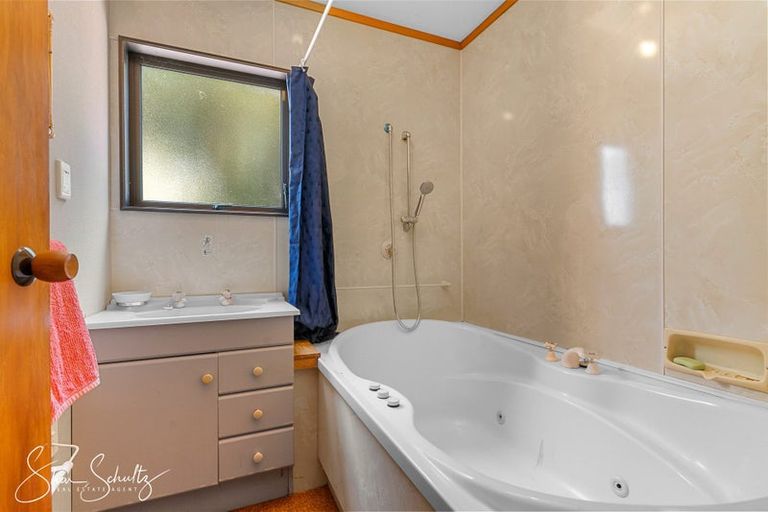 Photo of property in 338a Wairere Road, Paparoa, 0571