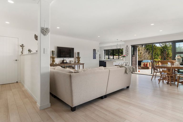 Photo of property in 14 Bertrowe Drive, Ohauiti, Tauranga, 3112