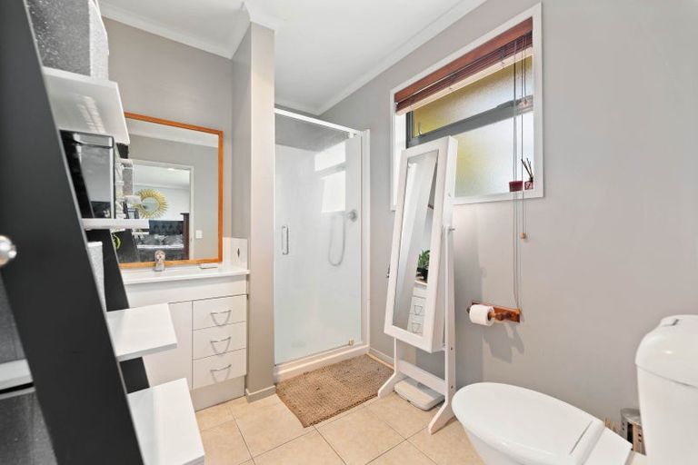 Photo of property in 62 Oak Drive, Wairakei, Taupo, 3384