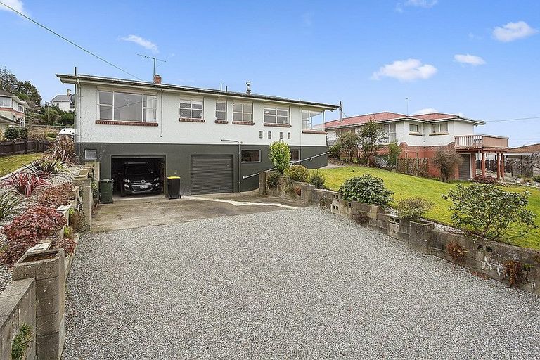Photo of property in 6 Martin Street, Gore, 9710