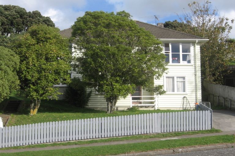 Photo of property in 44 Gloucester Street, Cannons Creek, Porirua, 5024