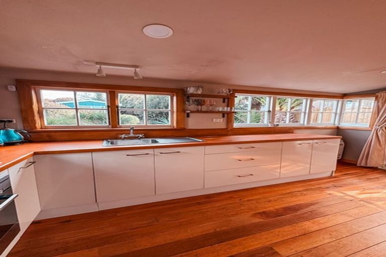 Photo of property in 977 Colombo Street, St Albans, Christchurch, 8014