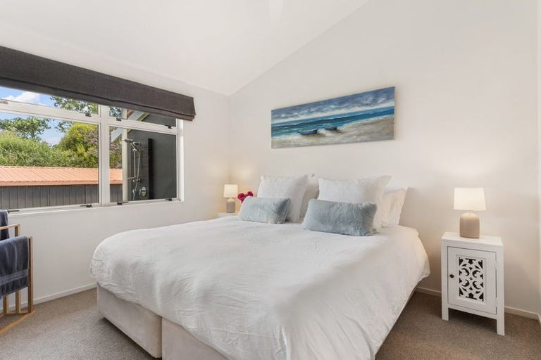 Photo of property in 11 Herbert Drive, Whangamata, 3620
